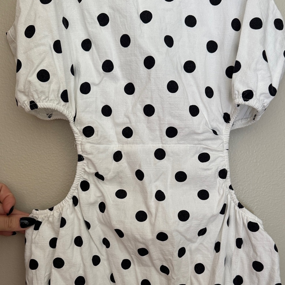 White Polka Dot Sleeveless Rib Cutout Dress - Picture 2 of 6